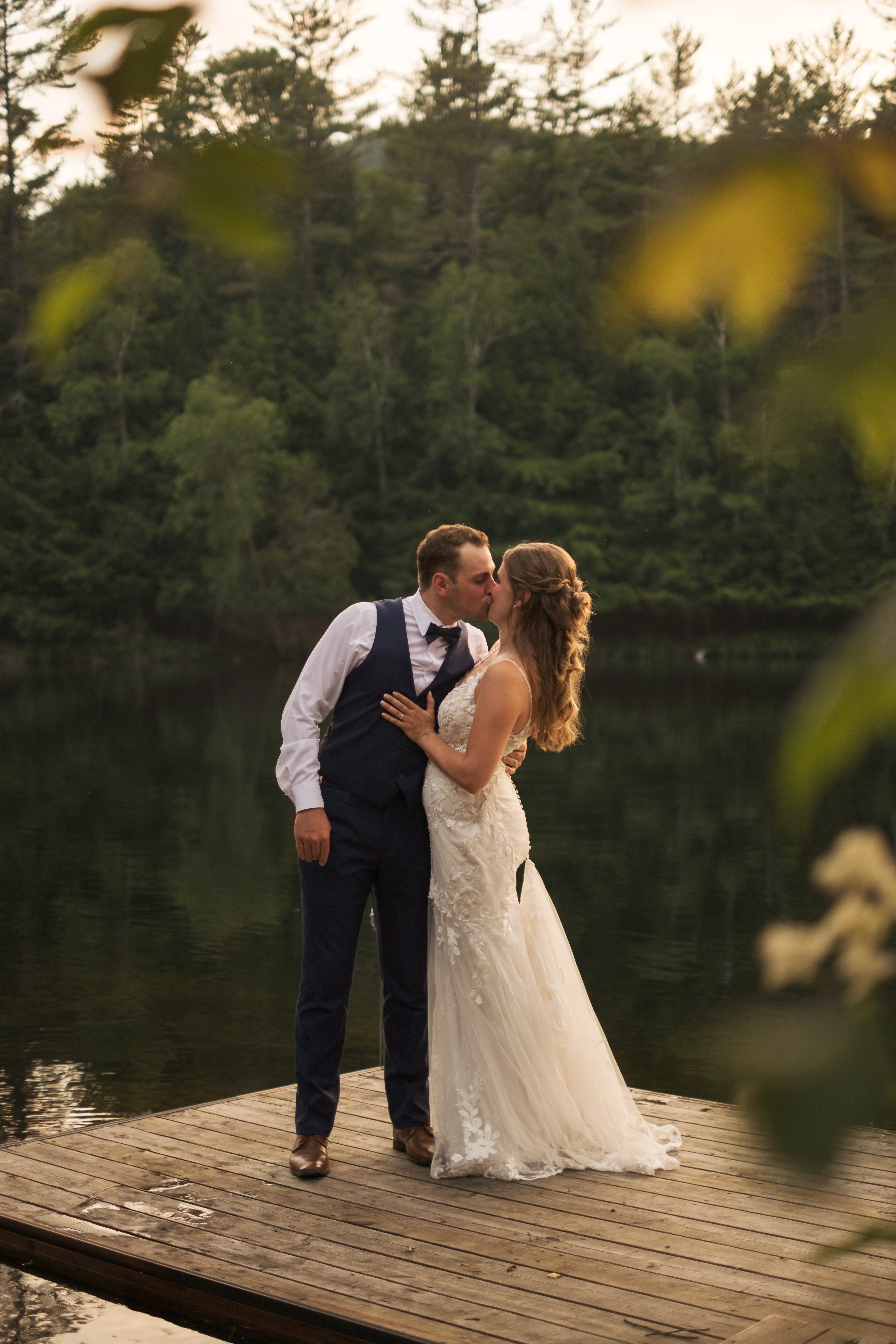 photographe de mariage à l'auberge du mont Gabriel dans les laurentides